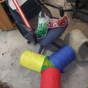 Play pen for cat and cat toys